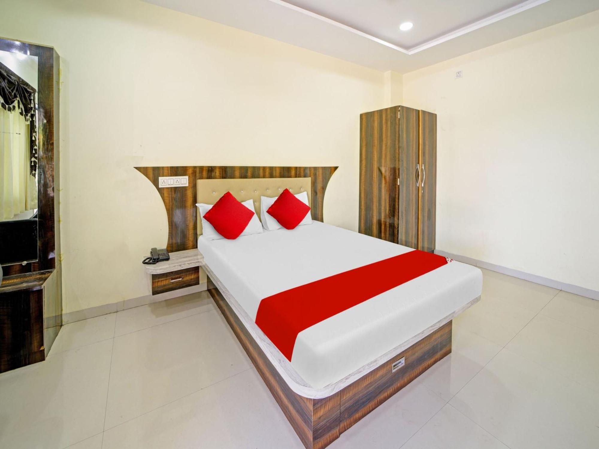 Hotel O Jvs Park Inn Ellora Exterior photo