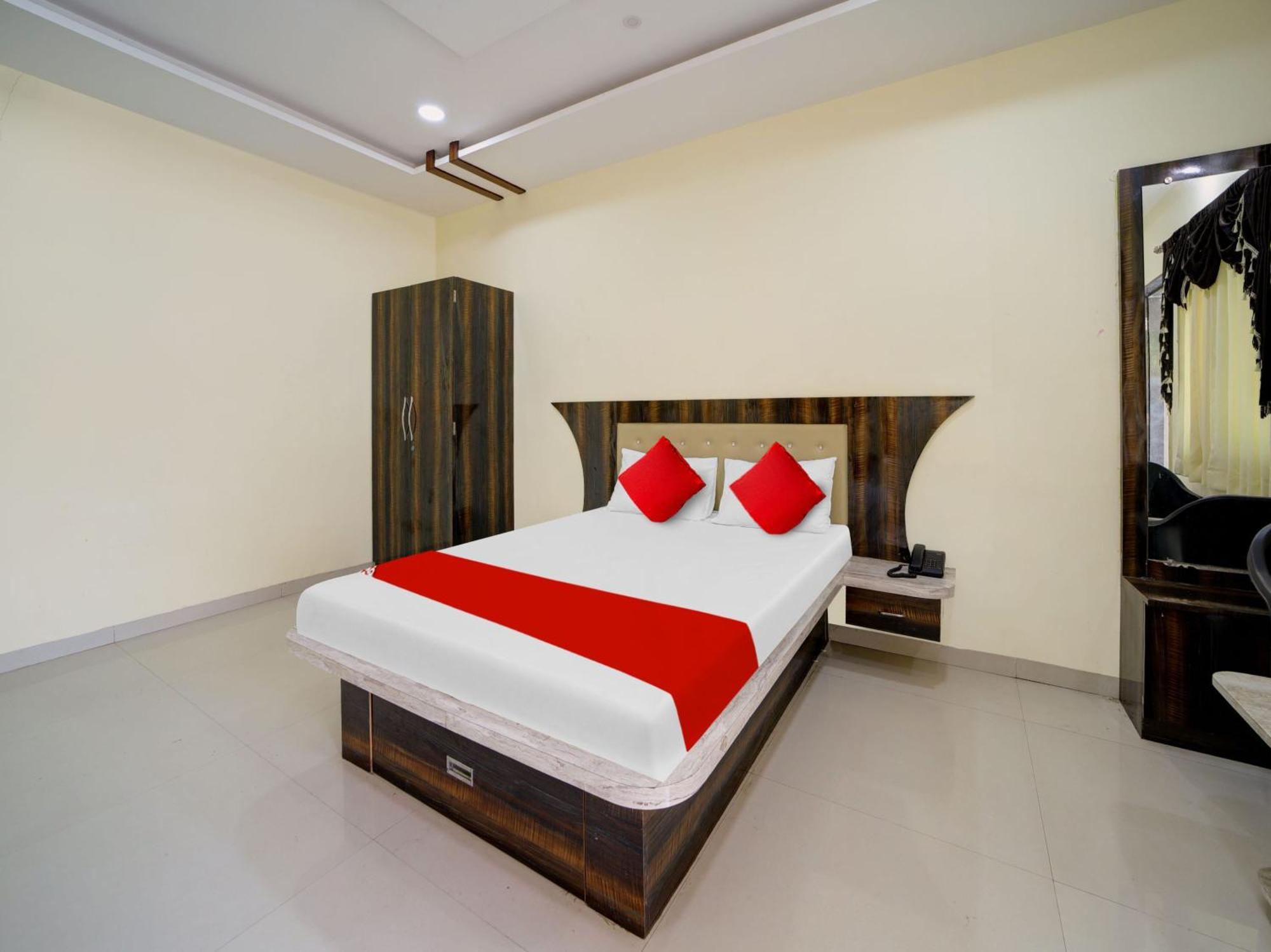 Hotel O Jvs Park Inn Ellora Exterior photo