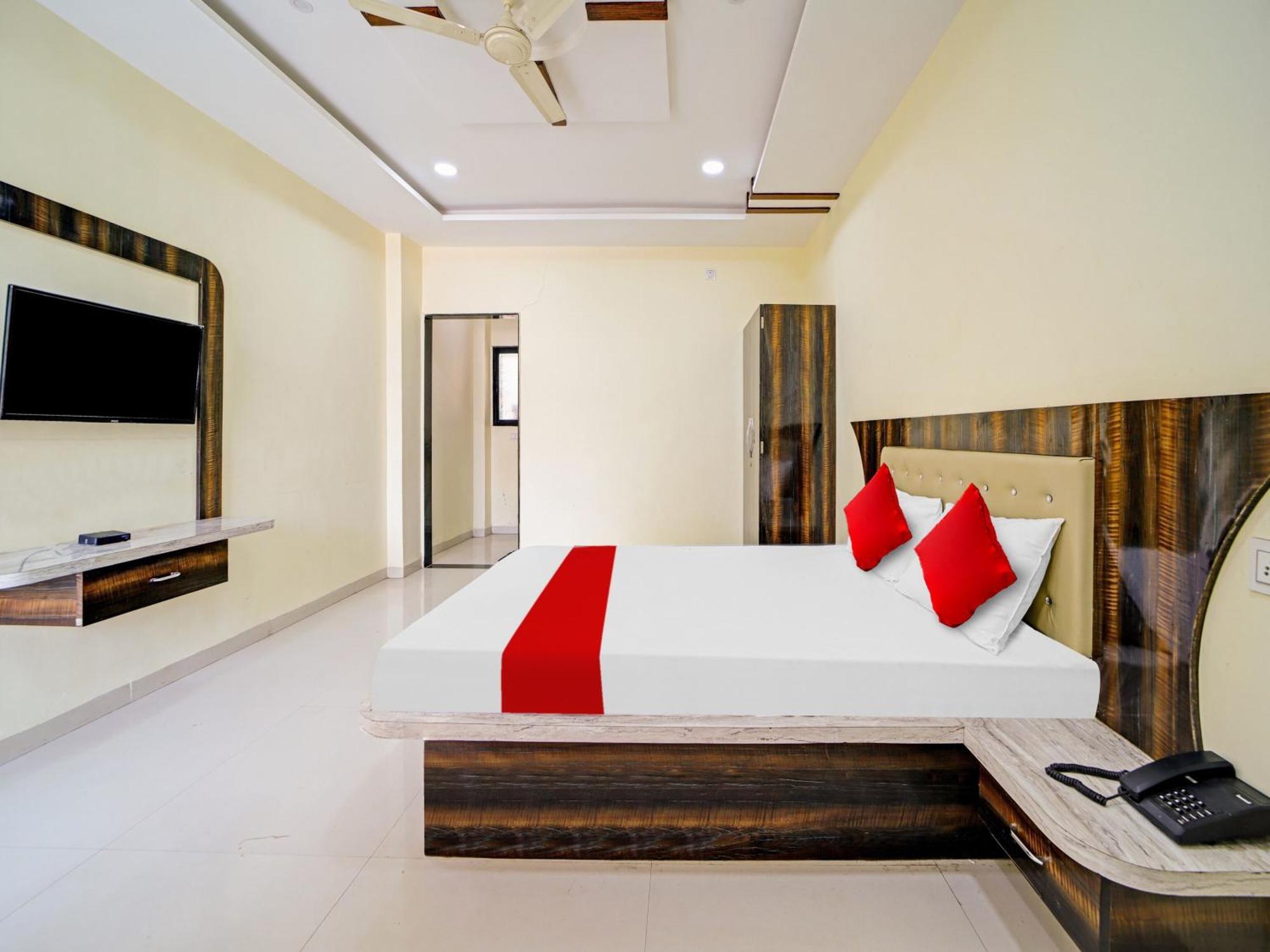 Hotel O Jvs Park Inn Ellora Exterior photo