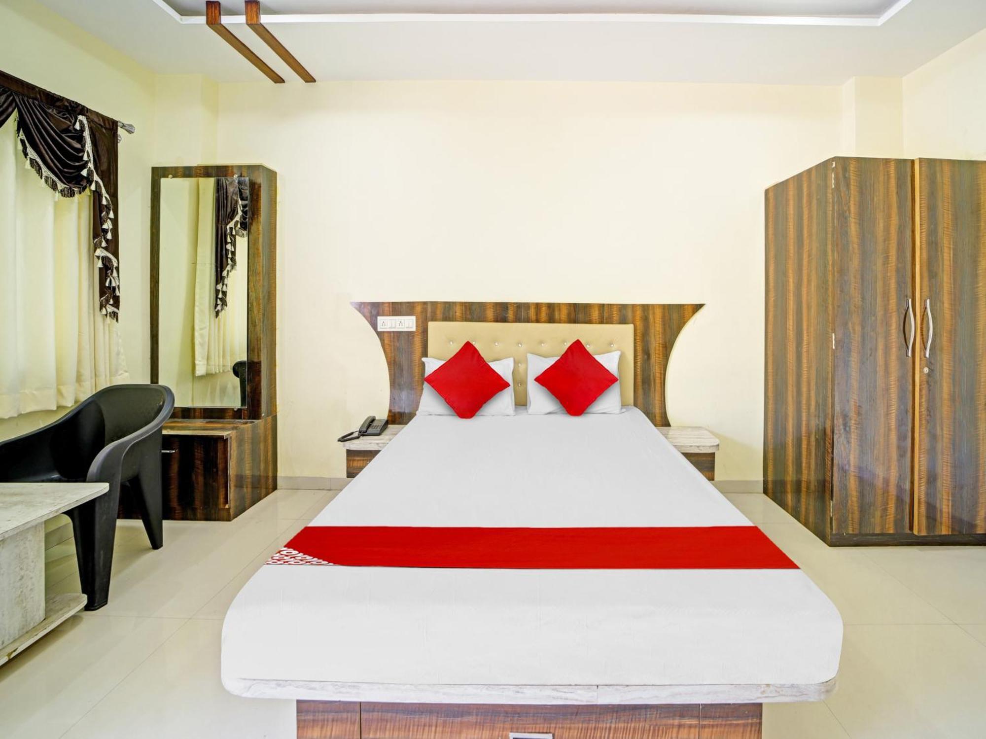 Hotel O Jvs Park Inn Ellora Exterior photo