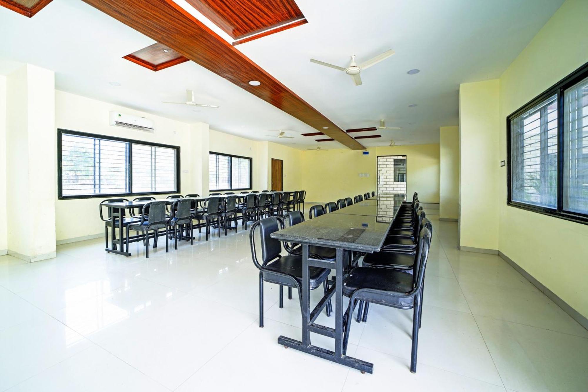 Hotel O Jvs Park Inn Ellora Exterior photo